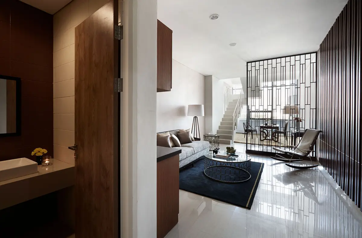 SKYSUITES SOHO Living Space